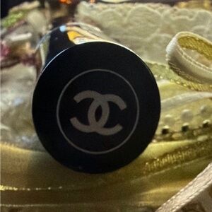 CHANEL Baume Essentiel Multi-Use Stick in Black